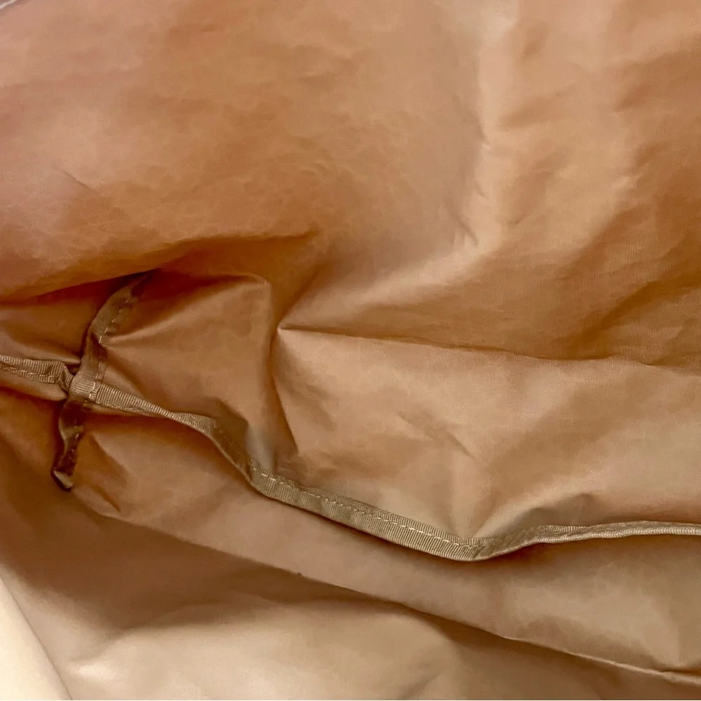 NEUTRAL DUFFLE BAG / Faux Leather Handless / Removable Shoulder Strap‎ (NWT)